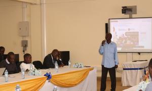 A farmer from Busia District sharing his farming practices with participants during farmer presentations at the International Open Access Week celebrations, Faculty of Engineering Library, Busitema University, on 20th October 2025.